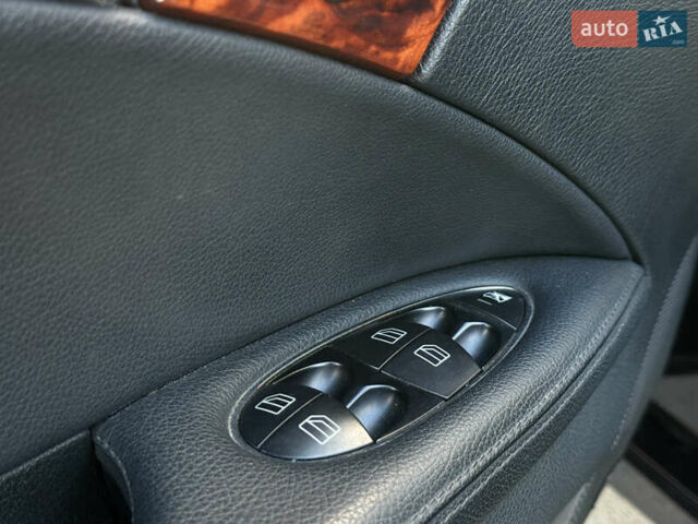 Чорний Мерседес Е-Клас, об'ємом двигуна 3.5 л та пробігом 216 тис. км за 8500 $, фото 23 на Automoto.ua