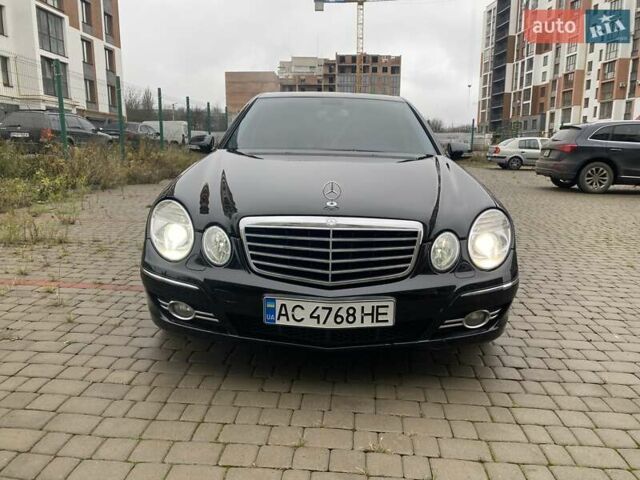 Черный Мерседес Е-Класс, объемом двигателя 3 л и пробегом 351 тыс. км за 9400 $, фото 5 на Automoto.ua
