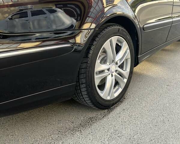 Мерседес Е-Клас 2007 у Одесі на Automoto.ua Чорний Мерседес Е-Клас, об'ємом двигуна 1.8 л та пробігом 273 тис. км за 9200 $, фото 18 на Automoto.ua