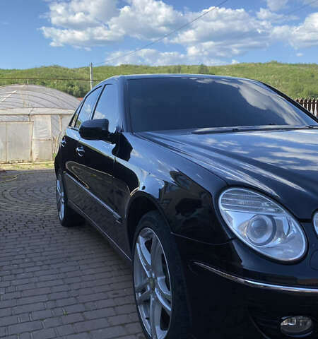Черный Мерседес Е-Класс, объемом двигателя 2.99 л и пробегом 310 тыс. км за 8200 $, фото 19 на Automoto.ua