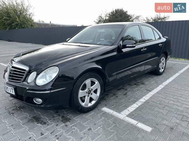 Чорний Мерседес Е-Клас, об'ємом двигуна 3 л та пробігом 183 тис. км за 9300 $, фото 1 на Automoto.ua