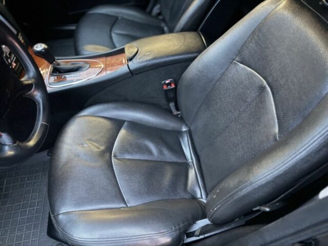 Черный Мерседес Е-Класс, объемом двигателя 2 л и пробегом 245 тыс. км за 7500 $, фото 13 на Automoto.ua