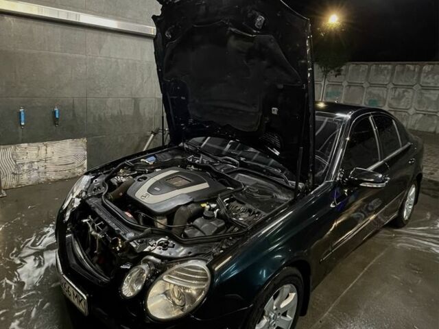 Черный Мерседес Е-Класс, объемом двигателя 3 л и пробегом 201 тыс. км за 7999 $, фото 7 на Automoto.ua