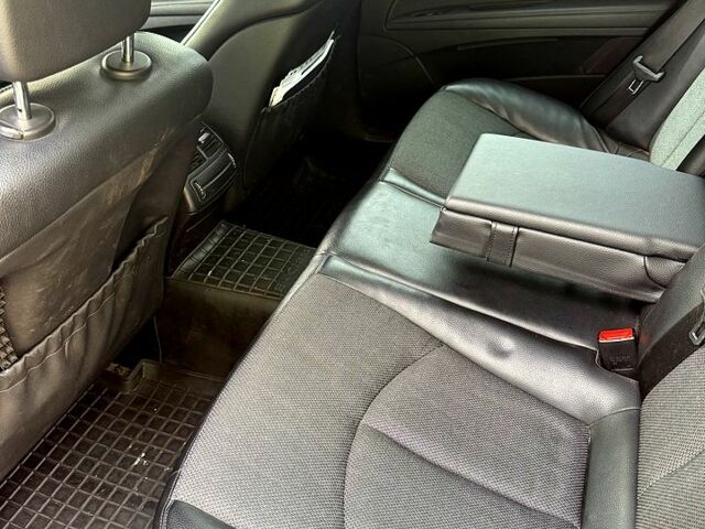 Чорний Мерседес Е-Клас, об'ємом двигуна 1.8 л та пробігом 390 тис. км за 7000 $, фото 6 на Automoto.ua