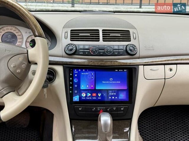 Черный Мерседес Е-Класс, объемом двигателя 2.1 л и пробегом 221 тыс. км за 7800 $, фото 31 на Automoto.ua