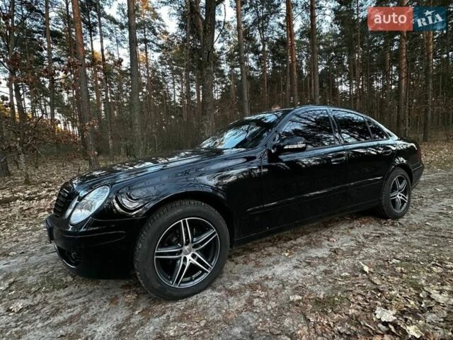 Черный Мерседес Е-Класс, объемом двигателя 2.2 л и пробегом 353 тыс. км за 9850 $, фото 18 на Automoto.ua