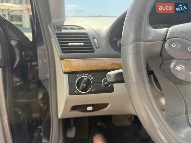 Чорний Мерседес Е-Клас, об'ємом двигуна 3 л та пробігом 230 тис. км за 8200 $, фото 11 на Automoto.ua