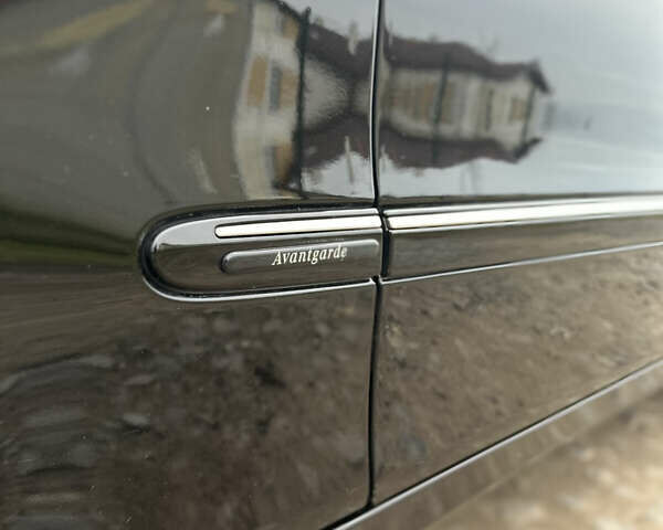 Черный Мерседес Е-Класс, объемом двигателя 2.15 л и пробегом 260 тыс. км за 11777 $, фото 19 на Automoto.ua