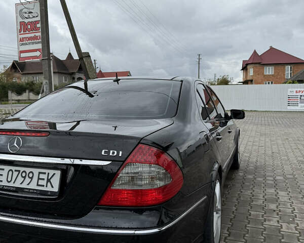 Черный Мерседес Е-Класс, объемом двигателя 3 л и пробегом 267 тыс. км за 8900 $, фото 16 на Automoto.ua