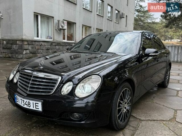 Черный Мерседес Е-Класс, объемом двигателя 2.2 л и пробегом 268 тыс. км за 8500 $, фото 2 на Automoto.ua