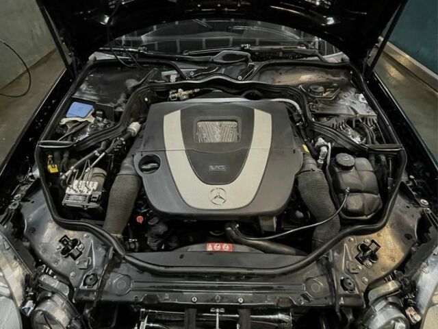 Черный Мерседес Е-Класс, объемом двигателя 3 л и пробегом 201 тыс. км за 7999 $, фото 8 на Automoto.ua