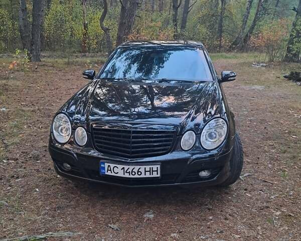 Мерседес Е-Класс 2007 в Маневичах на Automoto.ua Черный Мерседес Е-Класс, объемом двигателя 2.2 л и пробегом 340 тыс. км за 8650 $, фото 8 на Automoto.ua