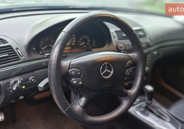 Черный Мерседес Е-Класс, объемом двигателя 1.8 л и пробегом 277 тыс. км за 7500 $, фото 14 на Automoto.ua