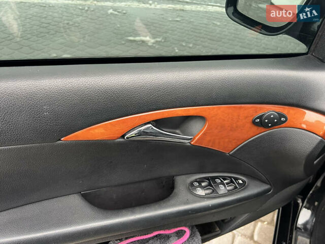 Чорний Мерседес Е-Клас, об'ємом двигуна 2.2 л та пробігом 317 тис. км за 6700 $, фото 23 на Automoto.ua