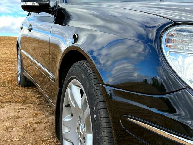 Черный Мерседес Е-Класс, объемом двигателя 3 л и пробегом 107 тыс. км за 12000 $, фото 4 на Automoto.ua