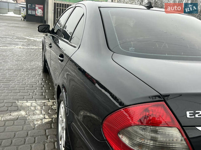 Чорний Мерседес Е-Клас, об'ємом двигуна 2.2 л та пробігом 317 тис. км за 6700 $, фото 7 на Automoto.ua