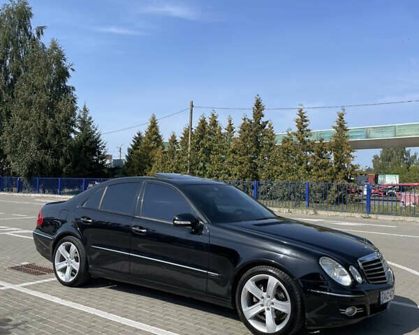 Черный Мерседес Е-Класс, объемом двигателя 3 л и пробегом 344 тыс. км за 9800 $, фото 5 на Automoto.ua