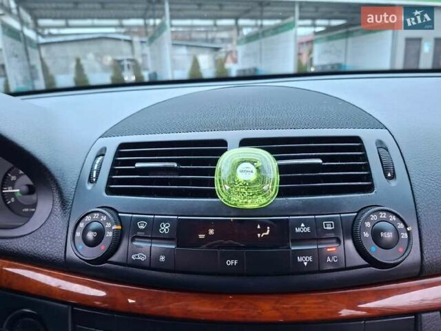 Чорний Мерседес Е-Клас, об'ємом двигуна 1.8 л та пробігом 340 тис. км за 8500 $, фото 15 на Automoto.ua