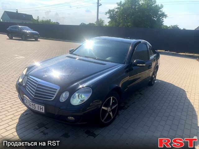 Чорний Мерседес Е-Клас, об'ємом двигуна 2.1 л та пробігом 275 тис. км за 7250 $, фото 12 на Automoto.ua