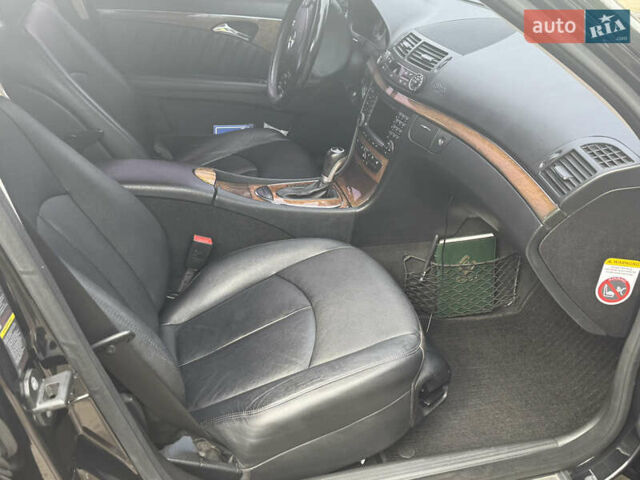 Чорний Мерседес Е-Клас, об'ємом двигуна 2.99 л та пробігом 390 тис. км за 12700 $, фото 18 на Automoto.ua