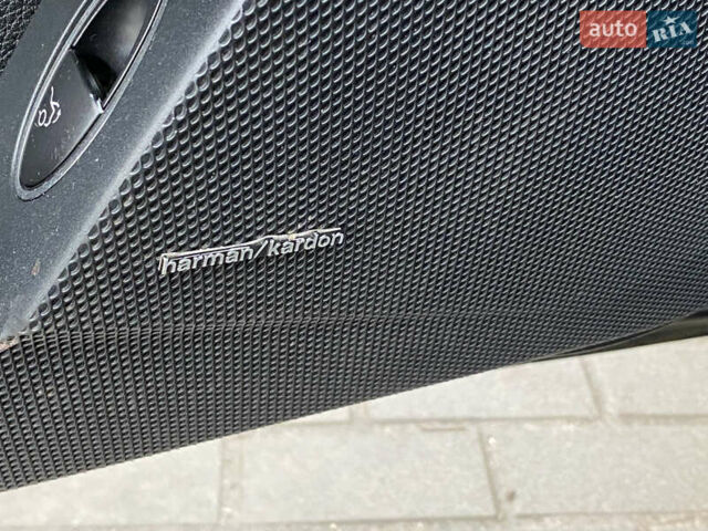 Черный Мерседес Е-Класс, объемом двигателя 2.2 л и пробегом 297 тыс. км за 8900 $, фото 29 на Automoto.ua