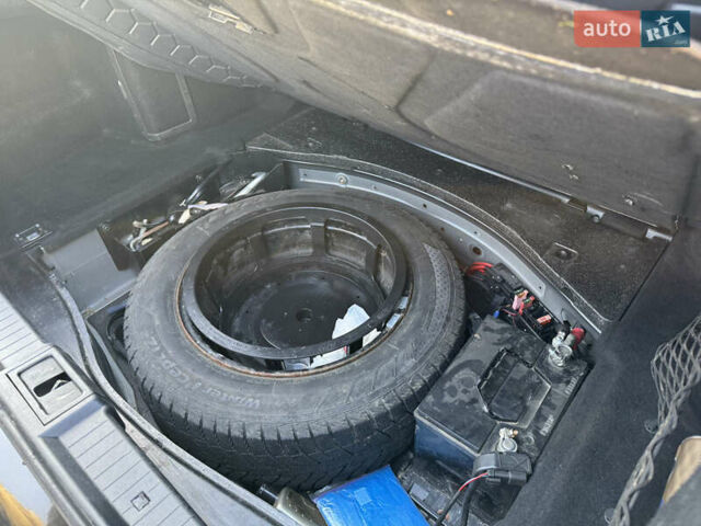 Чорний Мерседес Е-Клас, об'ємом двигуна 2.15 л та пробігом 380 тис. км за 10200 $, фото 33 на Automoto.ua