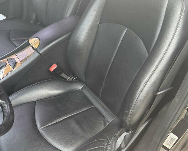 Чорний Мерседес Е-Клас, об'ємом двигуна 2.99 л та пробігом 390 тис. км за 12700 $, фото 12 на Automoto.ua