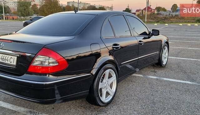 Чорний Мерседес Е-Клас, об'ємом двигуна 2.15 л та пробігом 263 тис. км за 9999 $, фото 3 на Automoto.ua