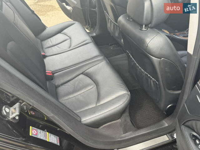 Чорний Мерседес Е-Клас, об'ємом двигуна 2.99 л та пробігом 390 тис. км за 12700 $, фото 17 на Automoto.ua