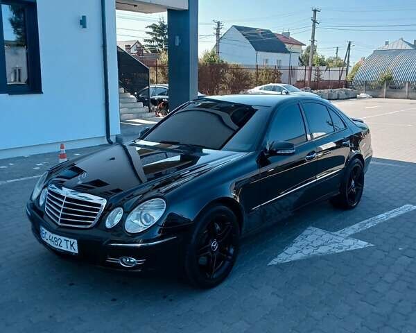 Чорний Мерседес Е-Клас, об'ємом двигуна 3 л та пробігом 263 тис. км за 9700 $, фото 20 на Automoto.ua