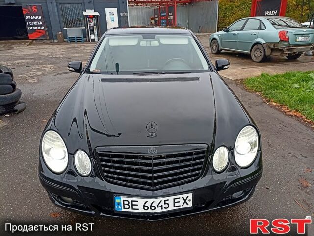 Мерседес Е-Клас 2008 у Кривому Розі на Automoto.ua Чорний Мерседес Е-Клас, об'ємом двигуна 1.8 л та пробігом 287 тис. км за 7450 $, фото 1 на Automoto.ua