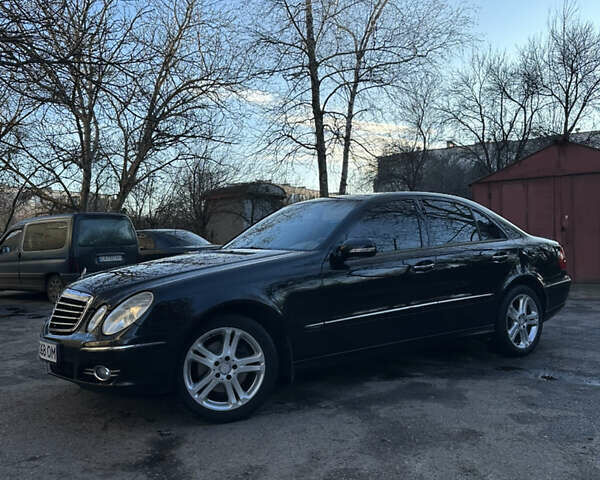 Чорний Мерседес Е-Клас, об'ємом двигуна 3 л та пробігом 196 тис. км за 7200 $, фото 2 на Automoto.ua