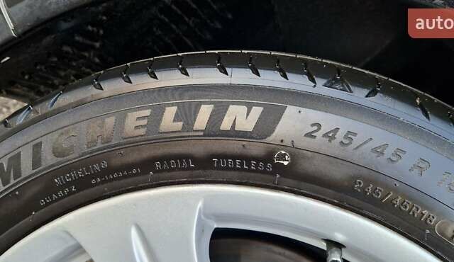 Чорний Мерседес Е-Клас, об'ємом двигуна 2.15 л та пробігом 263 тис. км за 9999 $, фото 4 на Automoto.ua