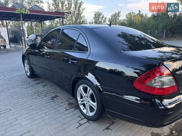 Чорний Мерседес Е-Клас, об'ємом двигуна 1.8 л та пробігом 339 тис. км за 8899 $, фото 11 на Automoto.ua