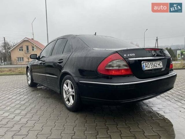Черный Мерседес Е-Класс, объемом двигателя 2.1 л и пробегом 375 тыс. км за 8200 $, фото 4 на Automoto.ua
