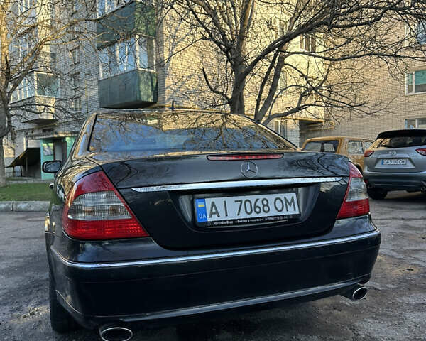 Чорний Мерседес Е-Клас, об'ємом двигуна 3 л та пробігом 196 тис. км за 7200 $, фото 5 на Automoto.ua