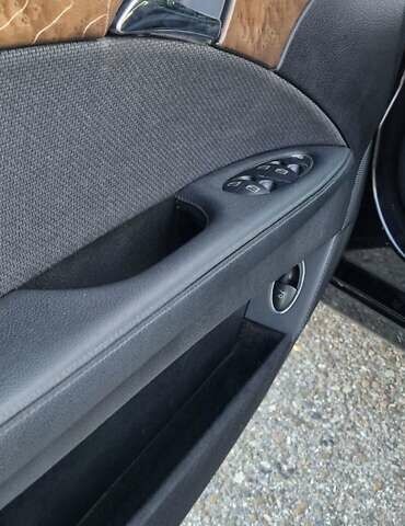 Чорний Мерседес Е-Клас, об'ємом двигуна 2.15 л та пробігом 263 тис. км за 9999 $, фото 26 на Automoto.ua