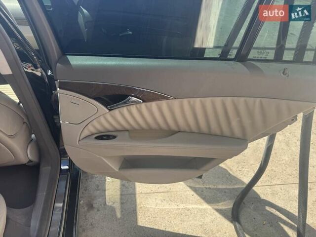 Чорний Мерседес Е-Клас, об'ємом двигуна 3.5 л та пробігом 312 тис. км за 6950 $, фото 37 на Automoto.ua