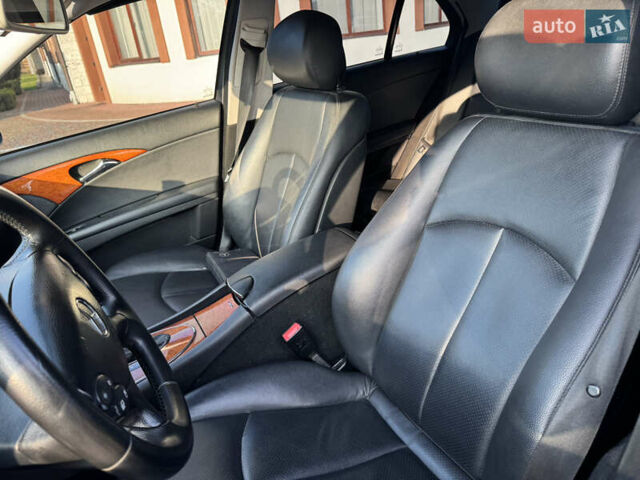 Чорний Мерседес Е-Клас, об'ємом двигуна 2.15 л та пробігом 380 тис. км за 10200 $, фото 25 на Automoto.ua