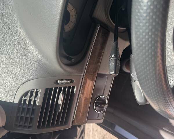 Чорний Мерседес Е-Клас, об'ємом двигуна 3.5 л та пробігом 312 тис. км за 6950 $, фото 33 на Automoto.ua