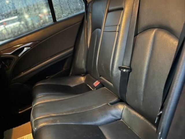 Черный Мерседес Е-Класс, объемом двигателя 2.1 л и пробегом 323 тыс. км за 7800 $, фото 9 на Automoto.ua