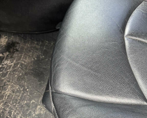 Черный Мерседес Е-Класс, объемом двигателя 3 л и пробегом 214 тыс. км за 8700 $, фото 8 на Automoto.ua