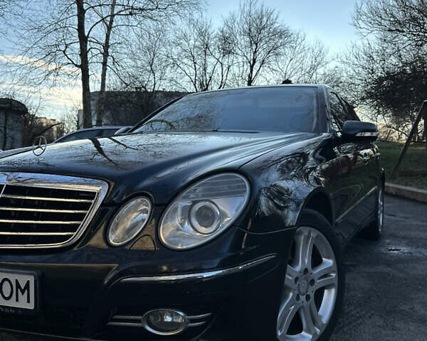 Чорний Мерседес Е-Клас, об'ємом двигуна 3 л та пробігом 196 тис. км за 7200 $, фото 12 на Automoto.ua