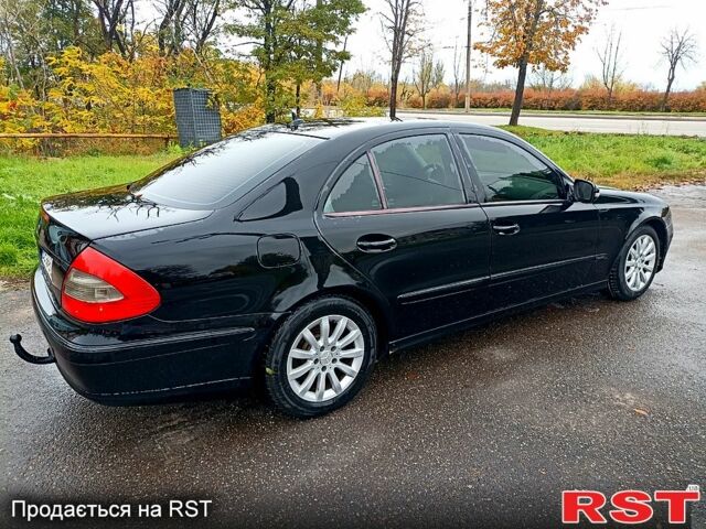 Мерседес Е-Клас 2008 у Кривому Розі на Automoto.ua Чорний Мерседес Е-Клас, об'ємом двигуна 1.8 л та пробігом 287 тис. км за 7450 $, фото 5 на Automoto.ua