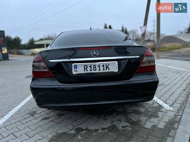 Черный Мерседес Е-Класс, объемом двигателя 2.15 л и пробегом 323 тыс. км за 7800 $, фото 7 на Automoto.ua
