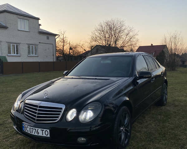 Чорний Мерседес Е-Клас, об'ємом двигуна 2.15 л та пробігом 329 тис. км за 8900 $, фото 8 на Automoto.ua