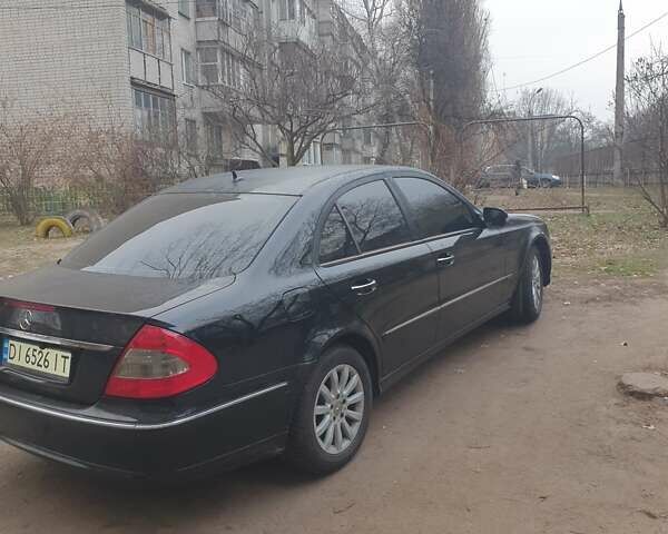 Чорний Мерседес Е-Клас, об'ємом двигуна 1.8 л та пробігом 306 тис. км за 7300 $, фото 4 на Automoto.ua