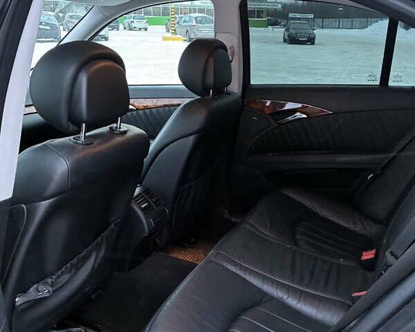 Черный Мерседес Е-Класс, объемом двигателя 2.99 л и пробегом 375 тыс. км за 8800 $, фото 12 на Automoto.ua