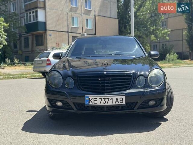 Черный Мерседес Е-Класс, объемом двигателя 3.5 л и пробегом 312 тыс. км за 8400 $, фото 17 на Automoto.ua