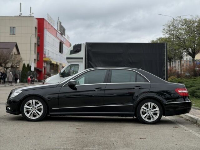 Чорний Мерседес Е-Клас, об'ємом двигуна 2.1 л та пробігом 310 тис. км за 10499 $, фото 1 на Automoto.ua